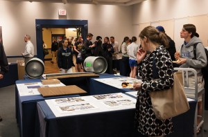 MICHELLE XU/THE HOYA Interested students browsed potential designs and food at a forum introducing Bon Appetit as the new vendor for the pub in HFSC. 