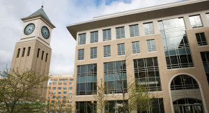 GEORGETOWN UNIVERSITY LAW CENTER Two new online programs focusing on securities and financial regulation and tax law will be offered by Georgetown University Law Center beginning in fall 2015.